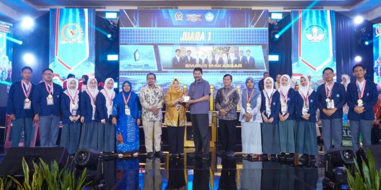 Unggul di Babak Final, SMAN 5 Makassar Wakili Sulsel ke LCC Empat Pilar Tingkat Nasional