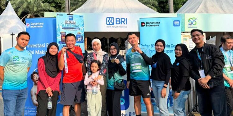 Momentum UMKM 5K Run, BRI KC Warung Buncit Tawarkan Solusi Keuangan dan Layanan Langsung