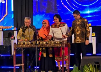 Saadiah Uluputty: Semangat Pelajar Kepulauan Aru Ikuti LCC Empat Pilar MPR RI Layak Jadi Teladan