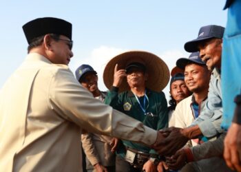 Prabowo: TNI dan Polri Anak Kandung Rakyat, Harus Selalu Bersama Rakyat