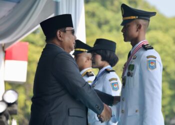 Dari Papua hingga Dilantik Presiden, Cerita Perjuangan Jhosua Jadi Praja IPDN