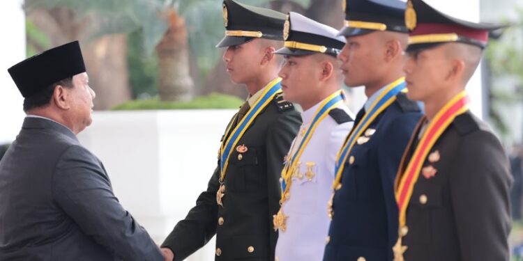 Berkali-kali Gagal Tes, Anak Petani Sumbawa Bangga Akhirnya Jadi Perwira TNI