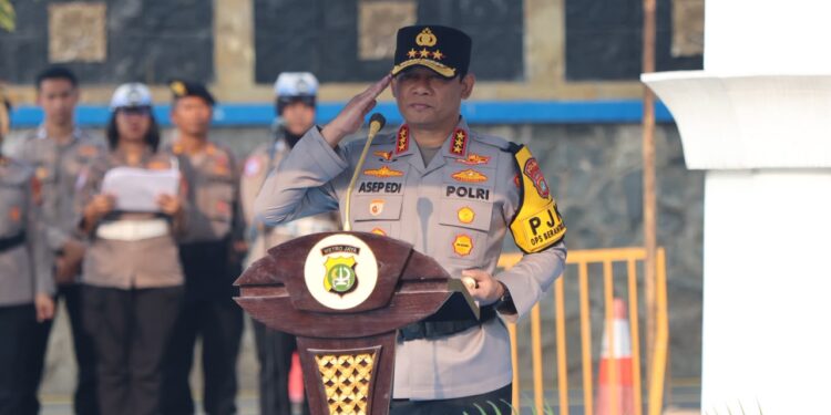 Polda Metro Jaya Terima Tanda Kehormatan Nugraha Sakanti, Kapolda: Ini Amanah Negara
