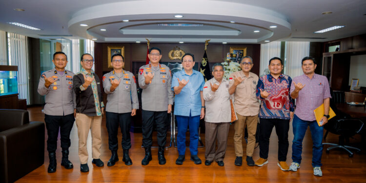 Irman Gusman Dukung Penuh Kapolda Sumbar Berantas Narkoba dan Berbagai Kejahatan yang Meresahkan Masyarakat