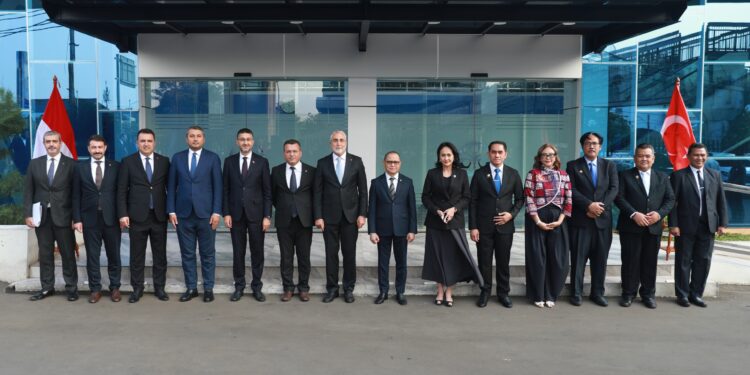 Menteri Mukhtarudin Terima Kunjungan Menteri Tenaga Kerja Turki, Bahas Penguatan Kerja Sama Pelindungan Pekerja Migran
