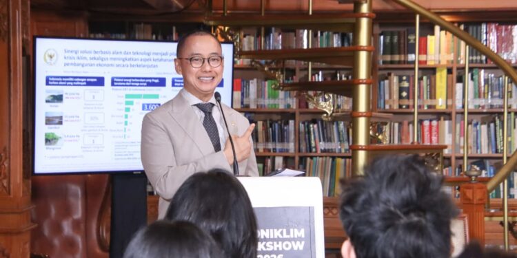Eddy Soeparno: Transisi Energi Adalah Kebutuhan Jangka Panjang, Bukan Respons Sesaat dari Konflik Geopolitik