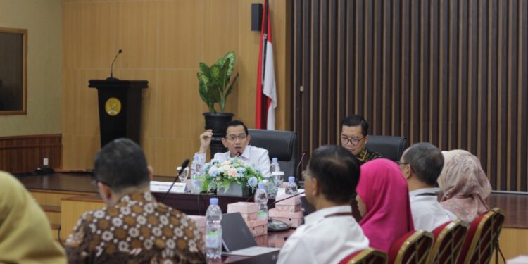 Komite III DPD RI Gelar RDP soal Pemberhentian PPPK Bidang Pendidikan dan Kesehatan di DIY
