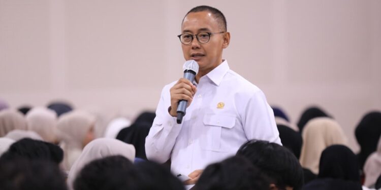 Apresiasi Kedatangan Prabowo ke Kalimantan, Eddy Soeparno Dukung Penanganan Karhutla Terpusat Langsung di Bawah Presiden