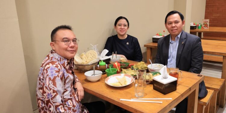 Puan, Dasco, dan Sultan Kompak Inspeksi Ruang Sidang Bersama dan Makan Bakso