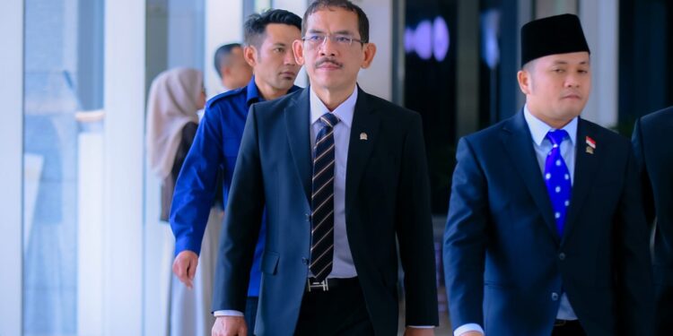 Asep Wahyuwijaya Dorong Reformasi Tata Kelola BUMN yang Transparan dan Akuntabel