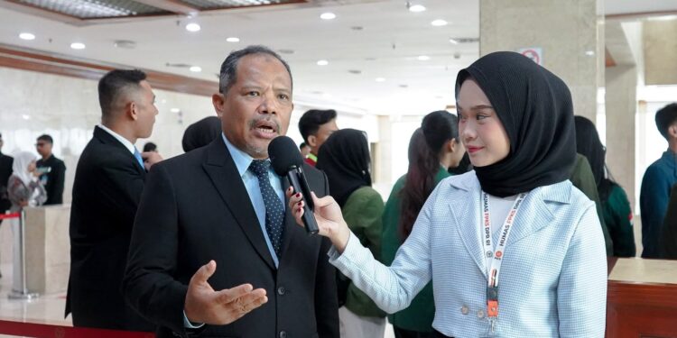 Johan Rosihan: Pemerintah Harus Evaluasi Satgas dan Bentuk Komando Tunggal Penanganan Karhutla