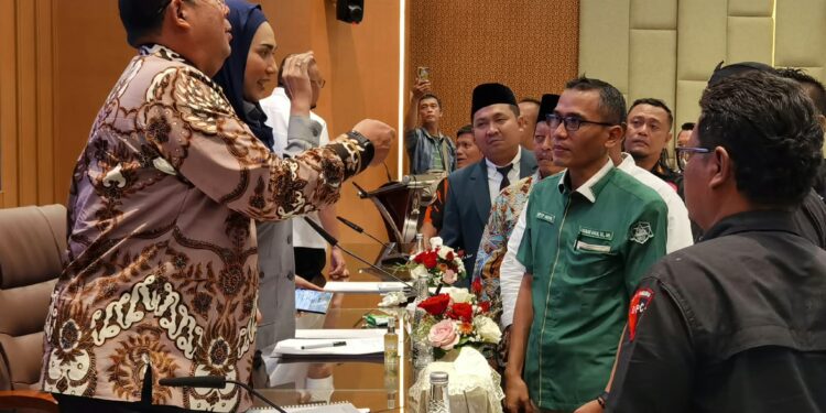 Pimpinan DPR Terima Aspirasi Forum Komunikasi Rakyat Pati, Soroti RUU Perampasan Aset dan Kondisi Pati