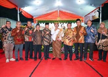 Memperingati HUT RI, MPR Gelar Wayang Kulit, HNW: Kuatkan Budaya dan Kebangsaan yg Tak Terpisahkan