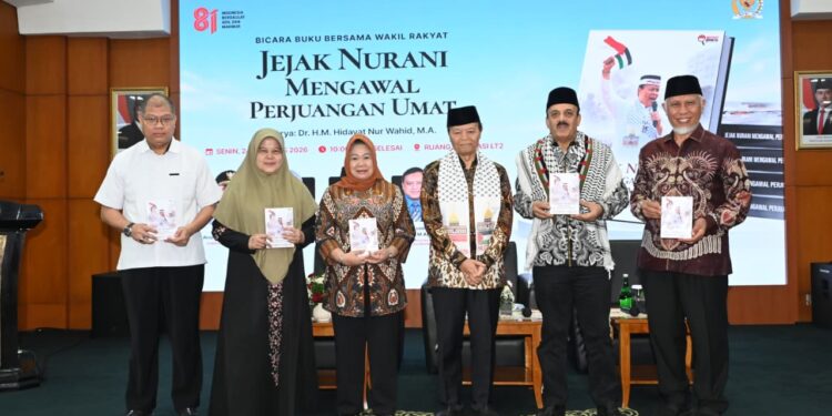 Plt. Sesjen MPR Puji Buku HNW: Rekam Konsistensi Perjuangkan Palestina dan Kebangsaan