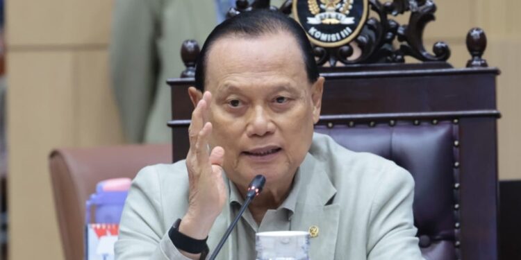 Adang Daradjatun menegaskan anak tidak boleh dijadikan objek promosi produk yang mengandung zat adiktif