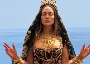 Jennifer Lopez Ungkap Pria yang Menurutnya Seksi: Bukan Mobil Mewah, tapi Mau Cuci Piring