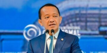 Menteri ESDM soal Proyek PLTS 100 GWp: Negara Bisa Hemat Rp 73,9 T per Tahun, Buka 5,5 Juta Lapangan Kerja