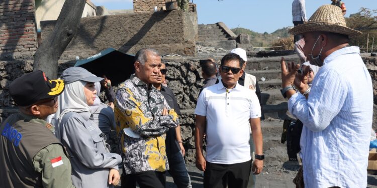DPR Desak Desa Adat Sade Dibangun Lagi Kurang dari 6 Bulan, Mitigasi Kebakaran Wajib Diperkuat