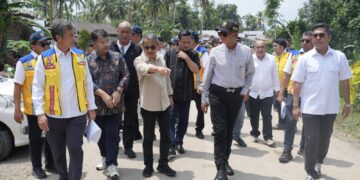 Tinjau Longsor di Nias, Menteri Dody: Tangani Secara Komprehensif Agar Tidak Berulang