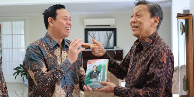 Sampaikan Undangan Sidang Bersama DPR RI dan DPD RI kepada Wapres Boediono, Sultan: Beliau Tokoh Bangsa yang Meneduhkan