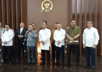 DPR Finalisasi Perpres Transportasi Online, Tarif Ojol, Kirim Barang dan Makanan Bakal Diatur