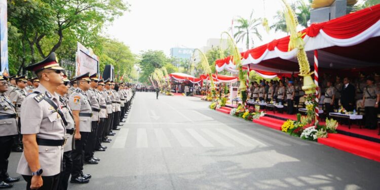 Kapolri Pimpin Upacara Hari Juang Polri 2026 di Surabaya, Kobarkan Semangat Perjuangan Polri untuk Mewujudkan Kemajuan Bangsa