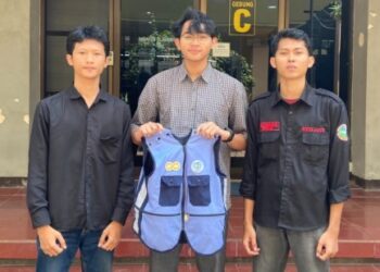 Bukan Rompi Biasa! Mahasiswa UB Bikin “Rompi Pintar” yang Bisa Deteksi Anak Mulai Tantrum, Lalu Kasih Tekanan Seperti Pelukan