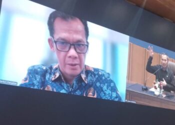 Berton Panjaitan Ungkap 5 Gunung Api Level Siaga: Ancaman Erupsi hingga Banjir Lahar Mengintai