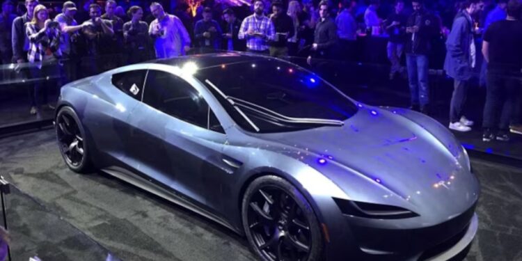 Bukan Sekadar Mobil Listrik, Tesla Roadster Disiapkan dengan Teknologi Roket SpaceX