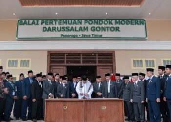 Santri Gontor Titip Pesan ke Prabowo: Pendidikan Indonesia Harus Terus Ditingkatkan