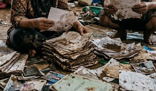 Sejak Banjir 2004, Sertifikat Tanah Milik Warga Desa Buni Bakti milik Ibu Monih Hilang Terendam; Pengurusan Dokumen Hingga Kini Belum Tuntas