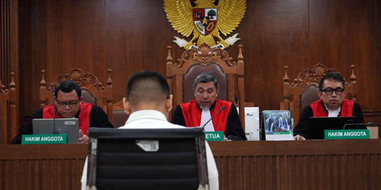 Hakim Tolak Perlawanan Bangun Paulus Tudungta, Sidang Dugaan Pemerasan Masuk Tahap Pembuktian