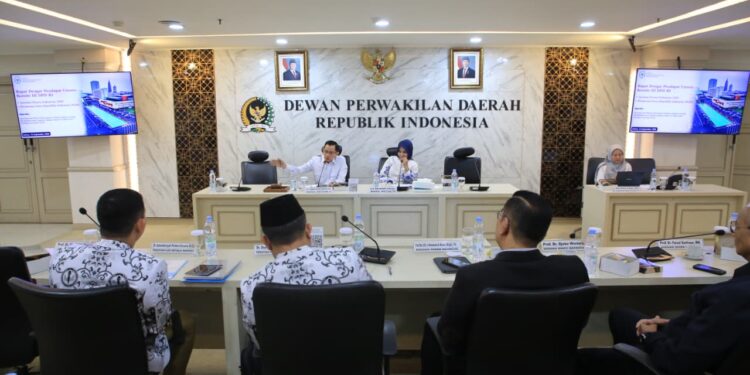 DPD RI Bahas Revisi UU Guru dan Dosen, Kesejahteraan hingga Kepastian Karier Jadi Sorotan