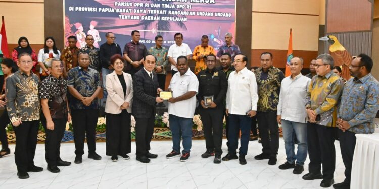 DPD RI Dorong RUU Daerah Kepulauan Perkuat Konektivitas dan Hak Masyarakat Adat