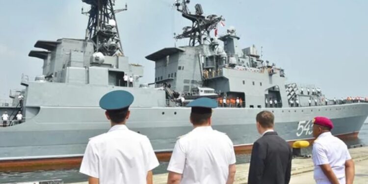 Kapal Perang Rusia Nongkrong di Tanjung Priok, Warga Boleh Naik 2 Oktober, Gratis