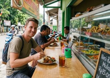 Makan di Luar Cuma Rp28 Ribu? Indonesia Masuk 2 Besar Negara Termurah di Dunia