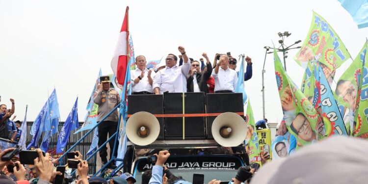 Dasco Turun ke Tengah Buruh! UU Ketenagakerjaan Resmi Sah, Massa Langsung Dikasih Kabar