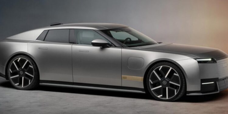 Jaguar Buka Babak Baru! Setelah Type 00 Bikin Heboh, Kini Versi Produksi Type 01 Resmi Meluncur di New York