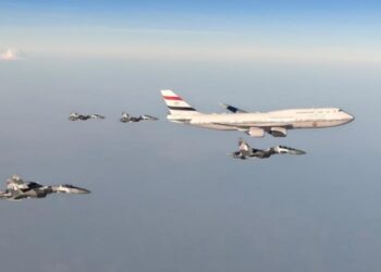 Dikawal Enam Jet Tempur TNI AU, Presiden Mesir El-Sisi Tiba di Jakarta, Besok Bertemu Prabowo