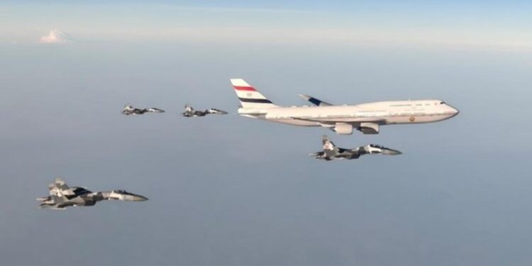 Dikawal Enam Jet Tempur TNI AU, Presiden Mesir El-Sisi Tiba di Jakarta, Besok Bertemu Prabowo