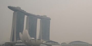 Asap Karhutla Indonesia Kepung Singapura, Polusi Udara Tembus Level Sangat Tidak Sehat