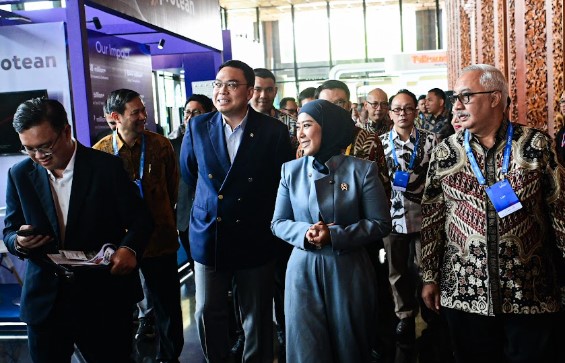 Perluas Manfaat Internet bagi Rakyat, Angga Raka Prabowo: Pemerintah Kaji Deregulasi Telekomunikasi