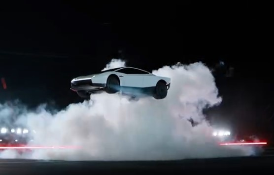 Tesla Roadster Bikin Geger, Mobil Listrik Bisa Salto di Udara, Produksi Ditargetkan 2028