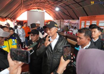 Menteri PU Bantu Penanganan Gedung Pemerintahan di Solok yang Rusak Akibat Banjir Bandang
