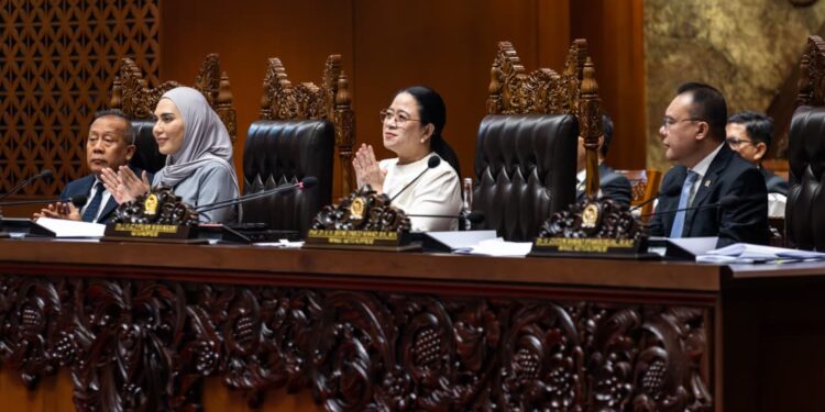 Puan soal Gugatan Ijazah Gibran: Malam Ini MK Putus, “Kami Hormati”