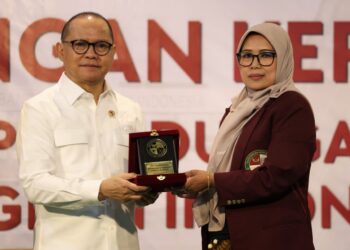 Kunjungi UKRI, Menteri Mukhtarudin Tinjau Pelatihan SMK Go Global