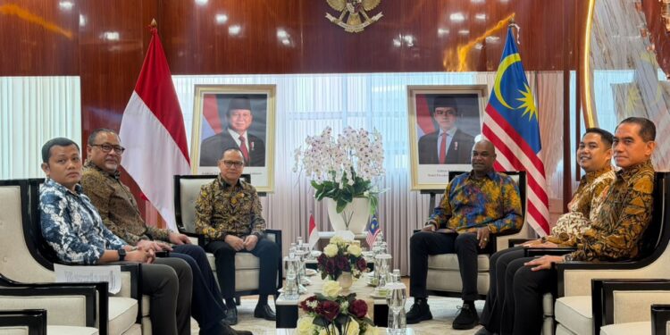 Indonesia–Malaysia Bahas Kenaikan Batas Usia dan Upah Minimum Naik Jadi RM2.000