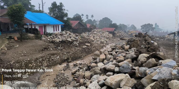 Kementerian PU Perbaiki 1.900 meter Alur Sungai Batang Baliang di Solok