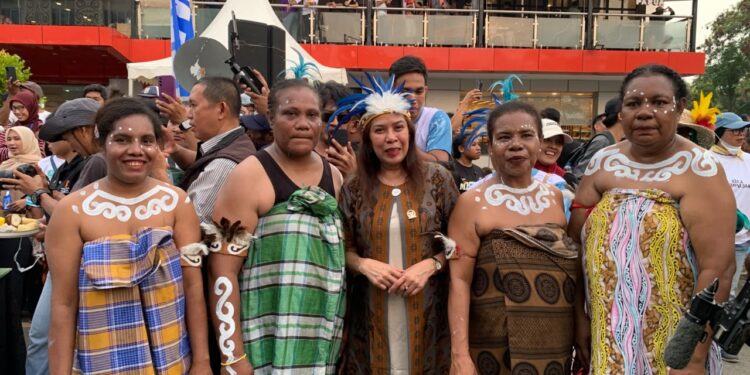 Rayakan Syukur Hasil Alam Biak, Senator Lalita Minta Pemerintah Perkuat Dukungan Ekonomi Kreatif di Papua