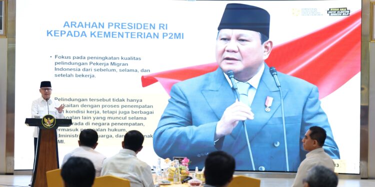 ​Manfaatkan Bonus Demografi, Menteri Mukhtarudin Genjot Penempatan Pekerja Migran Terampil